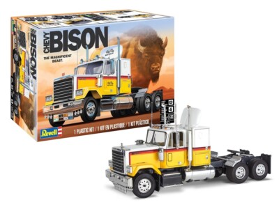 Revell BS-PKW-RENNWAGEN ETC. Chevy Bison Semi Truck