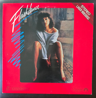 Flashdance (Laserdisc) - Jennifer Beals - Michael Nouri      3