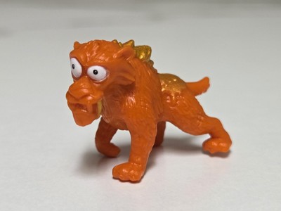Zuru Smashers Dino Island Collectible, Orange And Gold Saber Tooth Tiger