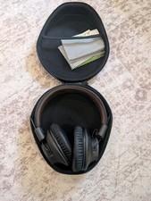 Advantage Audition Pro Low Latency Bluetooth Headphones w Case
