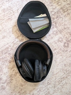 Advantree Audition Pro Low Latency Bluetooth Headphones w Case