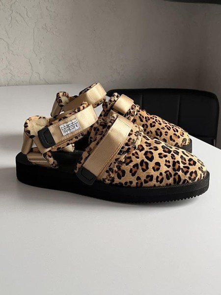 Women Suicoke Sandals Beige Fur 40
