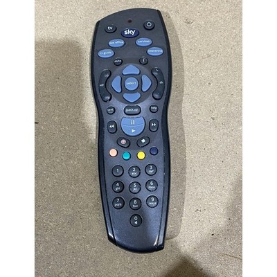 Sky URC1672-00-31R01 Fernbedienung kabellos batteriebetrieben für Sky HD Box