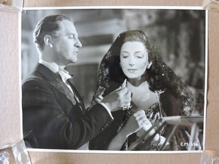 Edana Romney and Eric Portman original photo 1948 Corridor of Mirrors