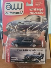 AUTO WORLD VINTAGE MUSCLE BLUE 1975 PONTIAC FIREBIRD T/A