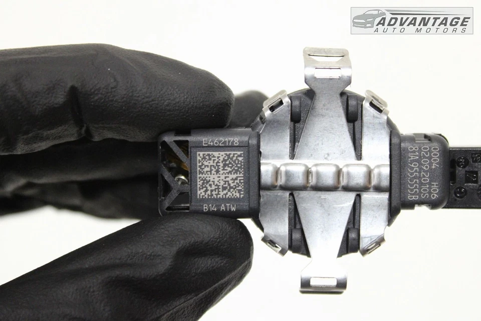 2017-2024 AUDI A4 QUATTRO B9 FRONT WINDSHIELD RAIN SENSOR MODULE OEM - Image 4 of 4