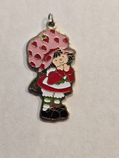 VINTAGE 1980 KENNER  STRAWBERRY SHORTCAKE  Charm Jewelry