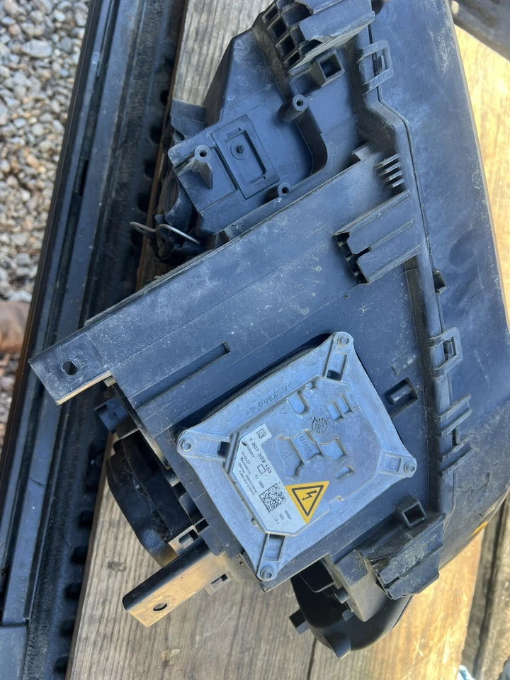 2007-2010 宝马 X3 驾驶员左侧 LH 车头灯 BI 氙气 HID 动态原始设备制造商 — 第 3/3 张图片