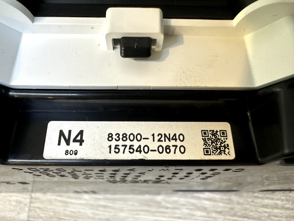 Toyota Corolla 2009-10 conjunto de cuadro de instrumentos pieza de fabricante original # 83800-12N40 Foto 4 de 4