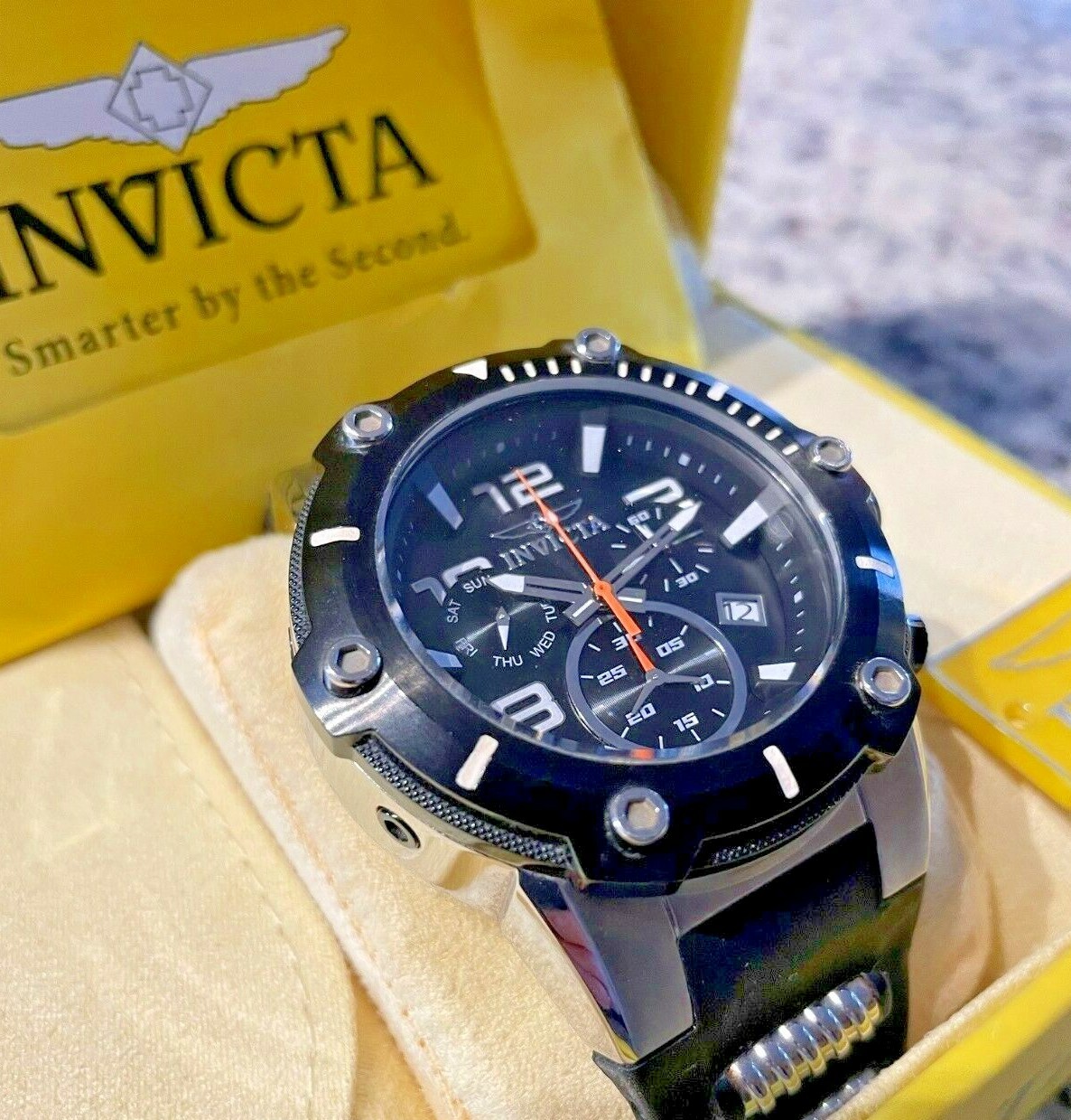 invicta model 19526