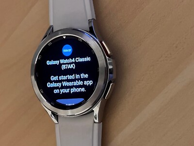 Samsung Galaxy Watch4 Classic SM-R880 42mm Stainless Steel Silver
