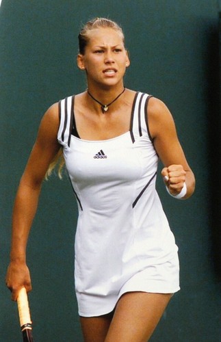 Photo de presse vintage Tennis, International, Martina Hingis, 1998