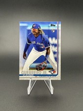 2019 Topps - Complete Set Variation Vladimir Guerrero Jr. #700 Blue Jersey (RC)