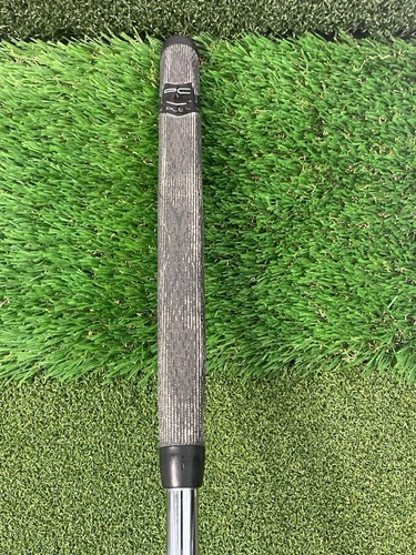 TOUR Limited Edition Center Shafted RH 35” Original Shaft And Grip - Picture 6 of 6
