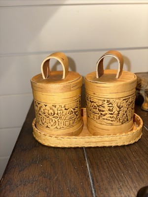 2 Russian Birch Bark ''Kuzovok'' Baskets with Lid And Tray Handcrafted 4'' high