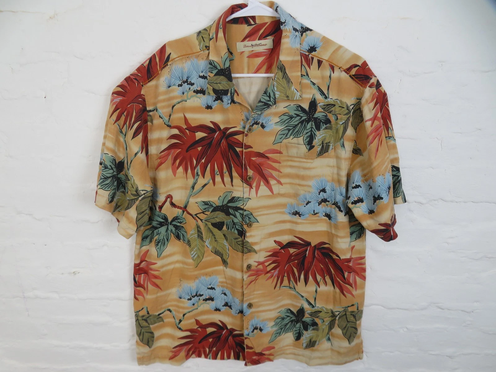 Tommy Bahama Shirt Mens Large Tan Silk Hawaiian Floral Camp Button Front Casual