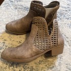 Girls Ankle Boots, American Eagle, sz 4, Tan Stone Color - NEW! — photo 8