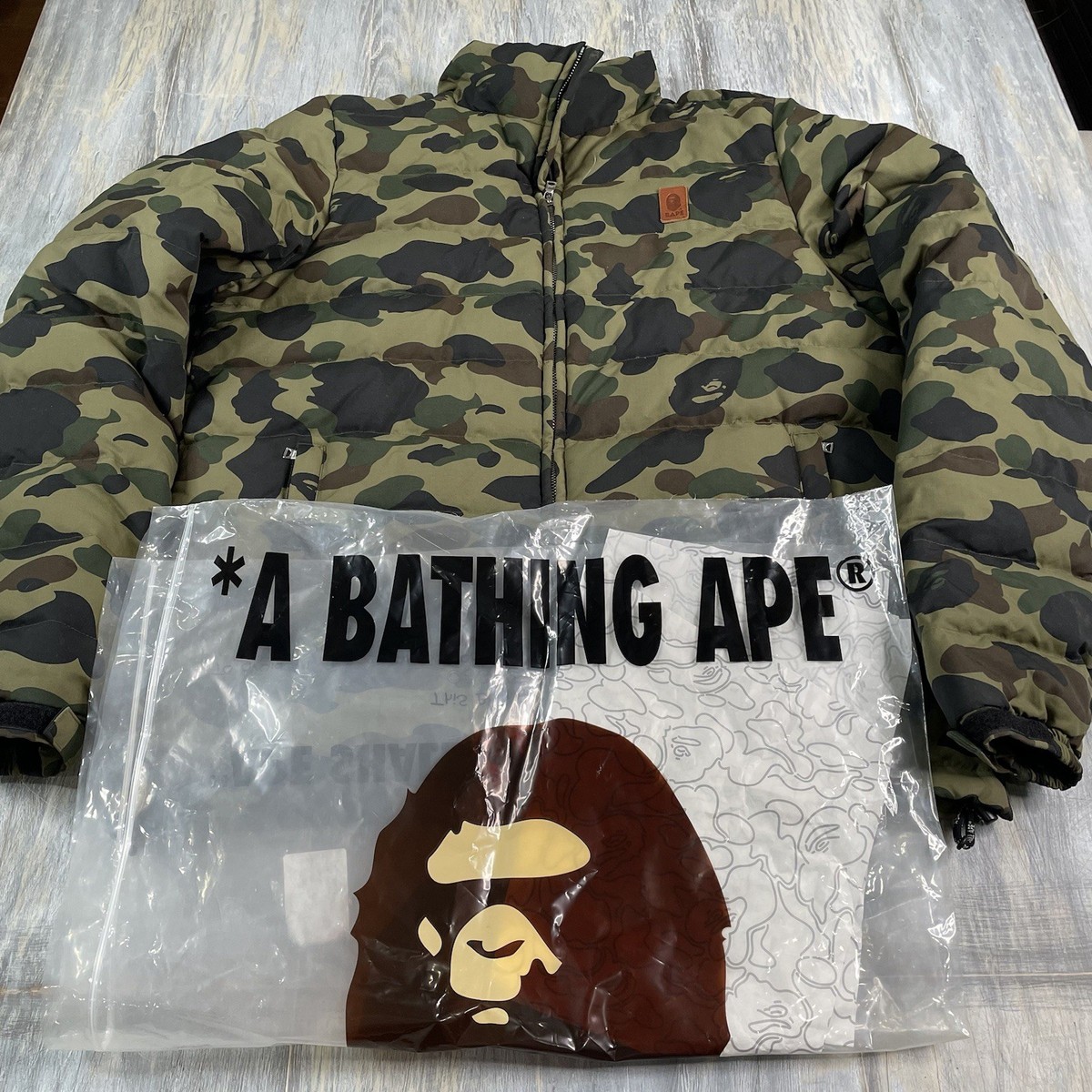 A Bathing Ape Camouflage Down Jacket Adult Large Puffer Bubble
