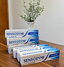 Sensodyne Fresh Gel Toothpaste 6 Pack 2.64 oz 75g Each. EXP 05/31/26