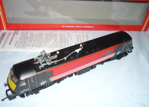 Bo-Bo eléctrico Hornby calibre OO VIRGEN CLASE 90 90015 LA BRIGADA INTERNACIONAL S | Zustand: Used