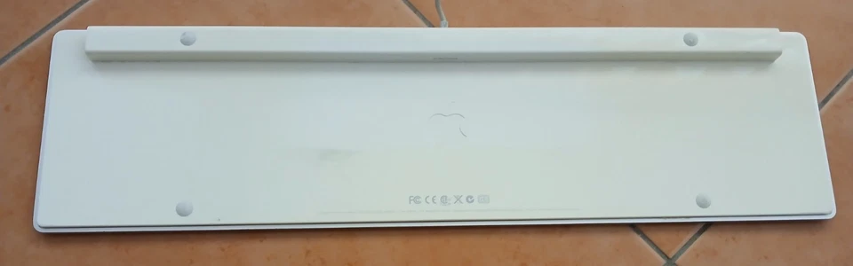 Apple Tastatur / USB Keyboard / Defekt / Bastler / Ersatzteile - Bild 4 von 4