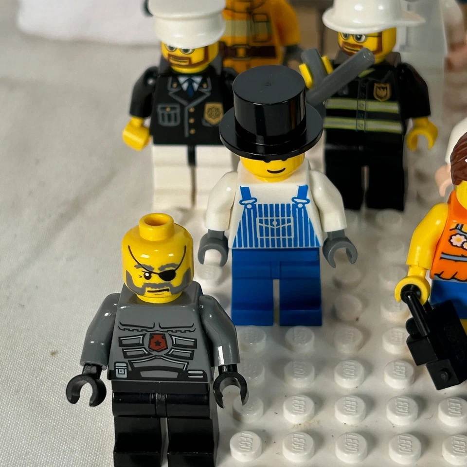 Lote de 20 Minifiguras LEGO Surtidas Profesiones Personajes Personajes Colección Personas Foto 3 de 4