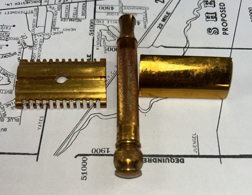 Gillette Old Type Vintage Brass Double Edge Safety Razor Pat Jan 13 1920 Nice - Picture 6 of 11
