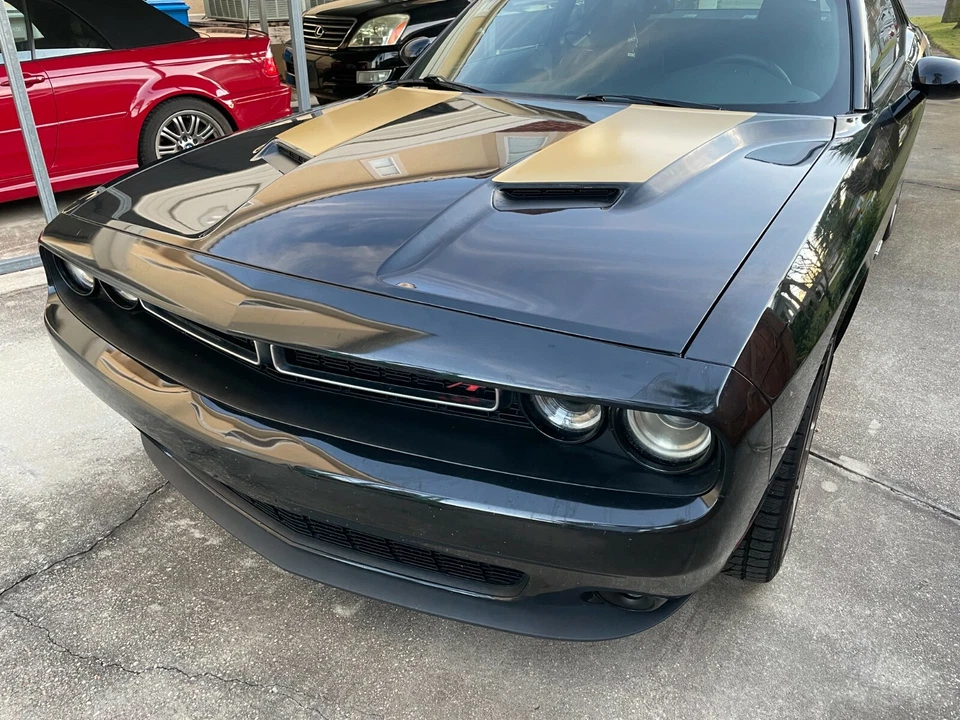 Dodge Challenger Solid Hood Wing Graphic Decal fit 2015-2018 (15 Colors) Pre-Cut Foto 4 de 4