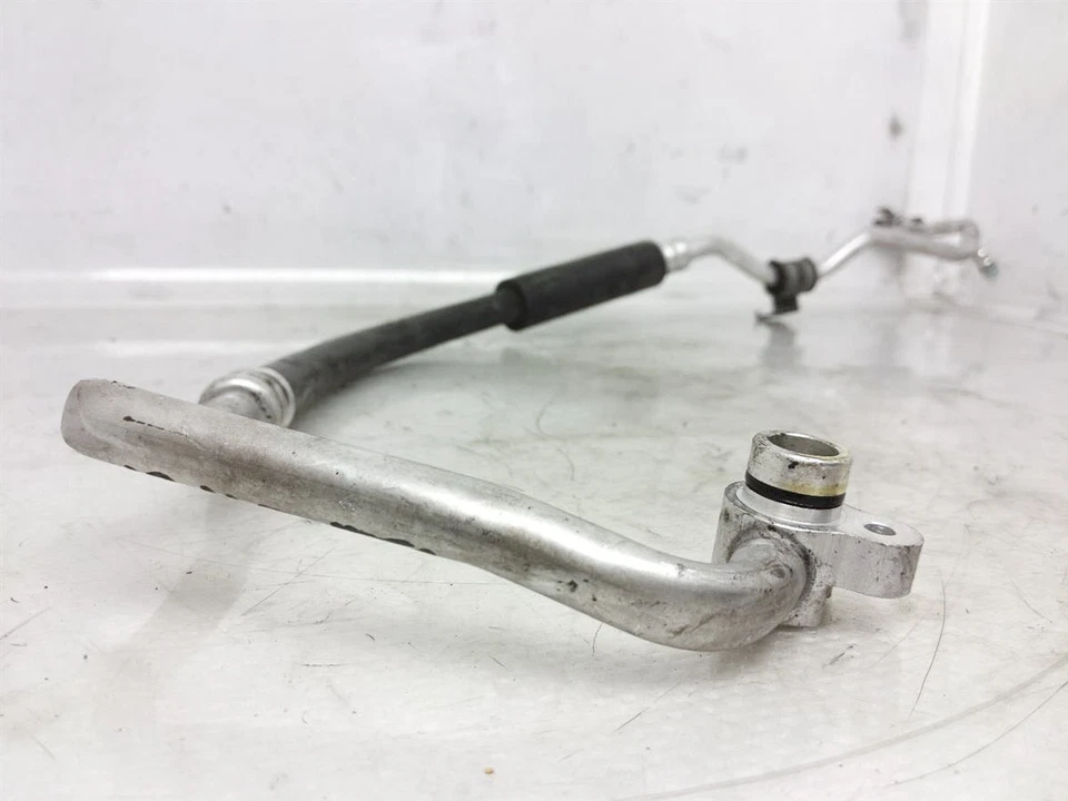 Manguera de succión de aire acondicionado Subaru Impreza 2008-2011 73425Fg021 Foto 3 de 4