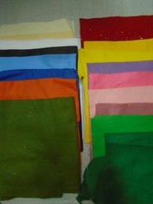 LOT DE 25 CARRÉS FEUTRES 9 X 11,5