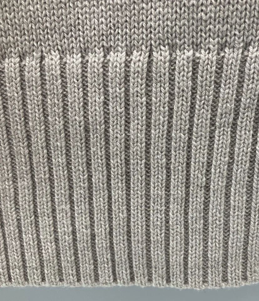 Suéter feminino Garnet Hill color block XL cinza acastanhado creme gola alta relaxado - Imagem 4 de 4