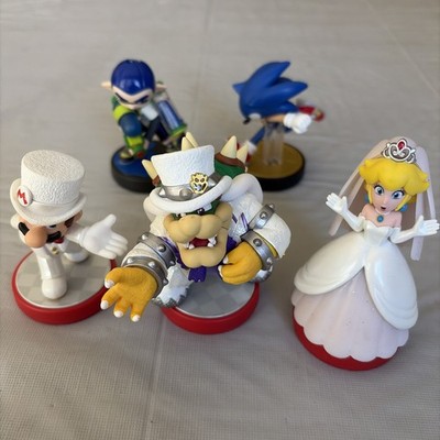 Nintendo amiibo Super Mario Odyssey Wedding Set Mario Peach Bowser Lot