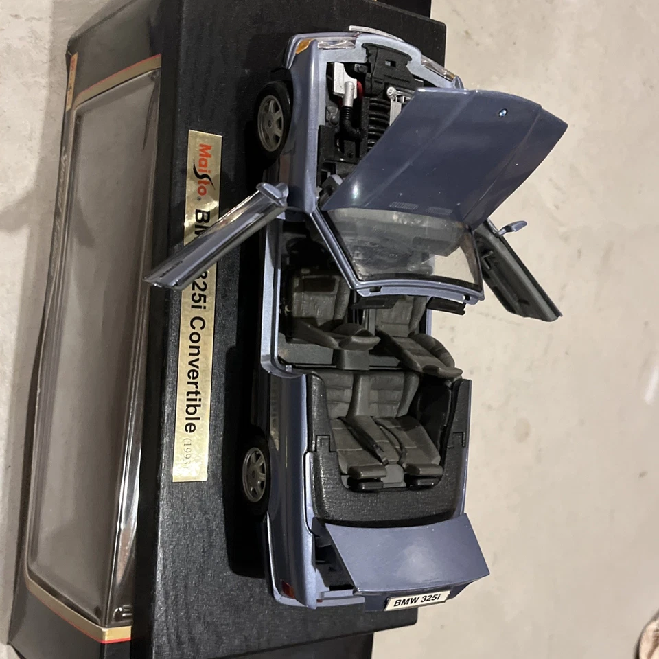 1993 Special Edition BMW 325i convertible1:18 Die Cast Maisto - Image 2 of 4