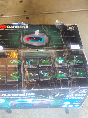 GARDENA SILENO minimo Bluetooth Cordless Robotic Lawn Mower Battery Powered