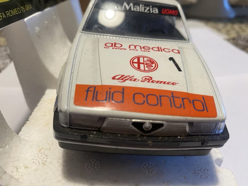 Alfa 75 Malizia Burago 1/24 Bburago - Immagine 3 di 4