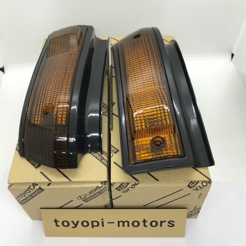Toyota Genuine Trueno AE86 Sprinter Turn Signal Lamp Lens LH RH Pair Set NEW - Picture 5 of 12