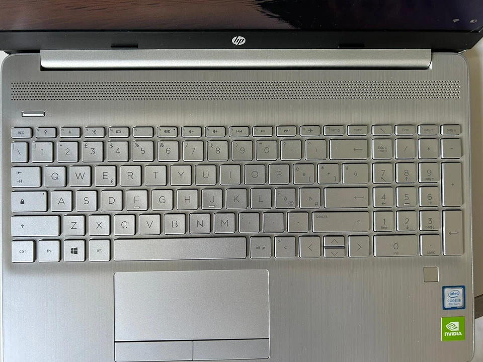 Computer Portatile HP, Windows 11, 1 TB HD, 256 GB SSD, 12 GB RAM - Immagine 4 di 4