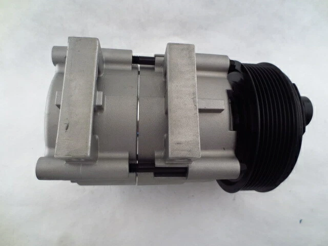 Compresor de aire acondicionado REMAN para Ford F-250/F-350 Super Duty 2003-2007 (6,0 L diésel) Foto 3 de 4