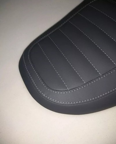 Funda de asiento de cuero hecha a mano Suzuki Bandit 250-400 - Imagen 4 de 8