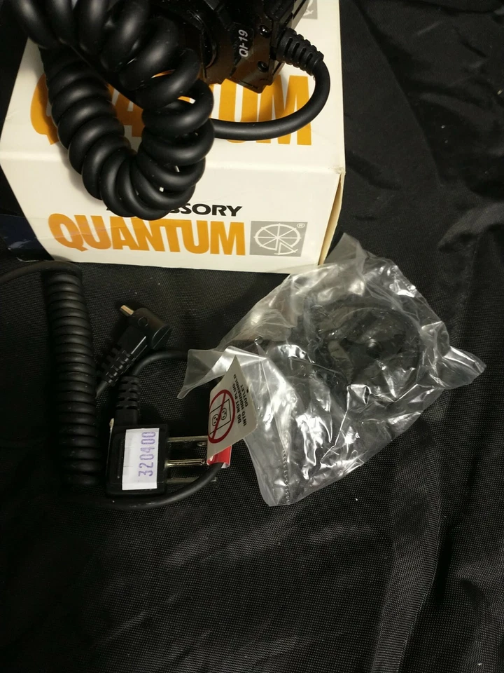 Adaptadores Quantum QF-19 y QF-18 QFlash Foto 4 de 4