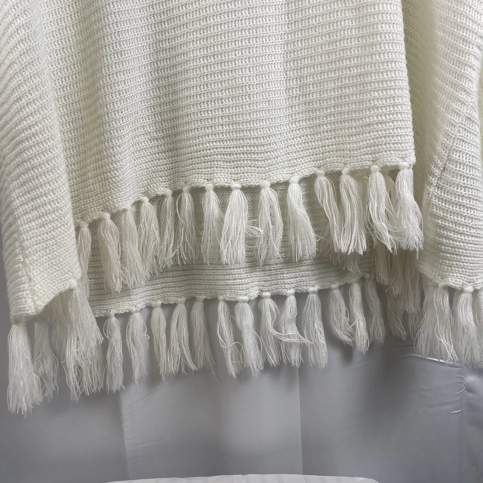 Suéter tejido con borlas cuello capucha suelto blanco talla 26/28 Lane Bryant para mujer Foto 3 de 4