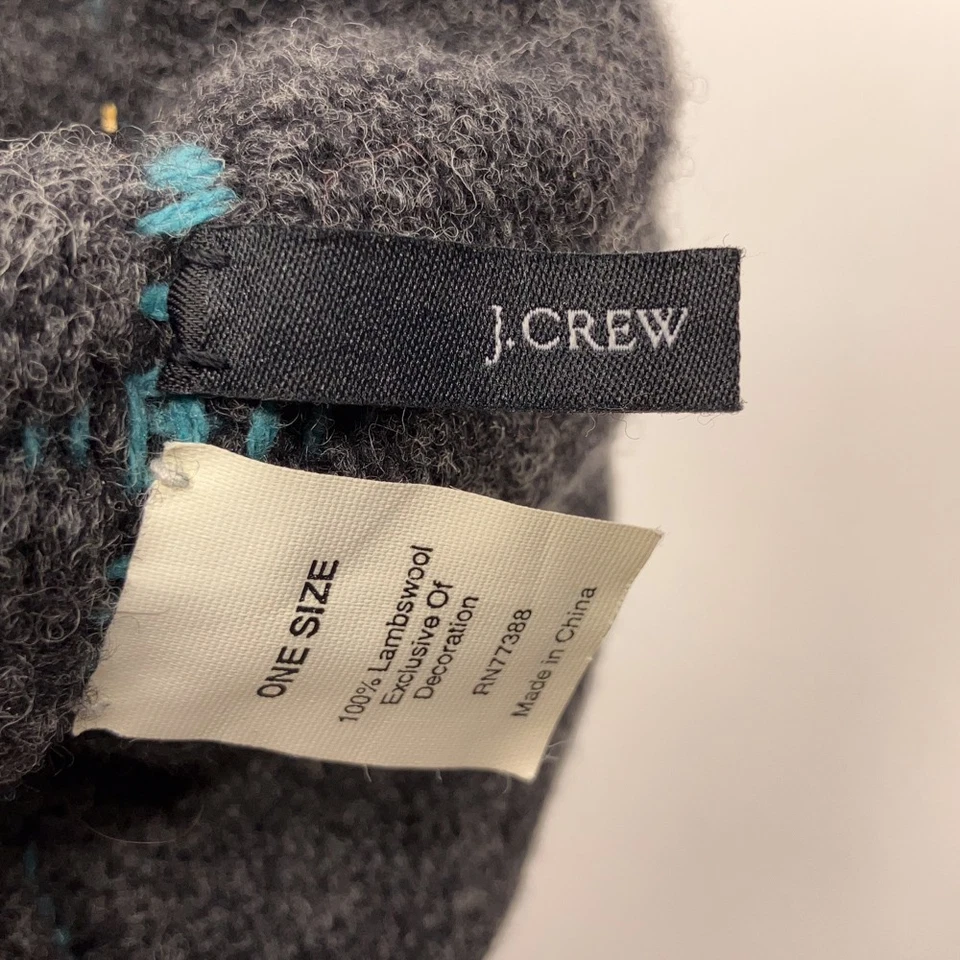 Sombrero de invierno de lana de cordero gris J Crew con detalle verde azulado puntada superior Foto 4 de 4