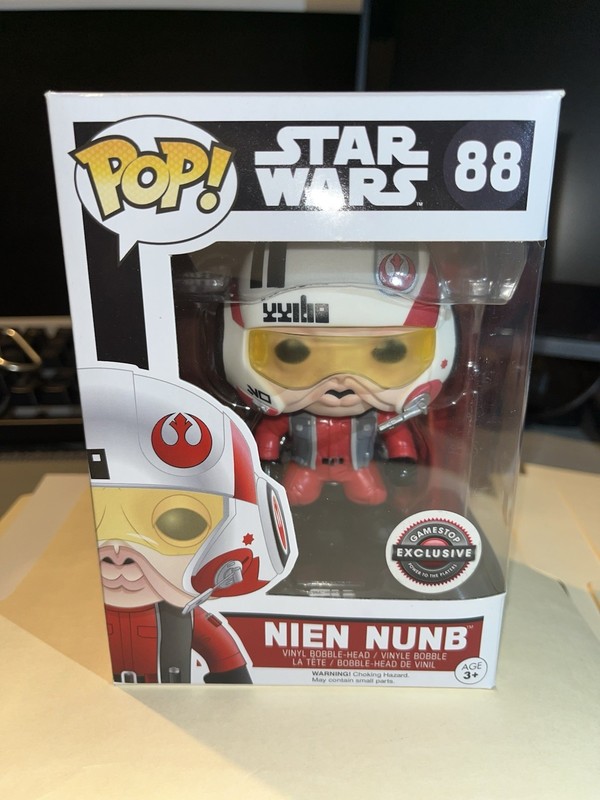 Funko Pop! Vinyl: Star Wars - Nien Nunb (Helmet) - GameStop (Exclusive) #88