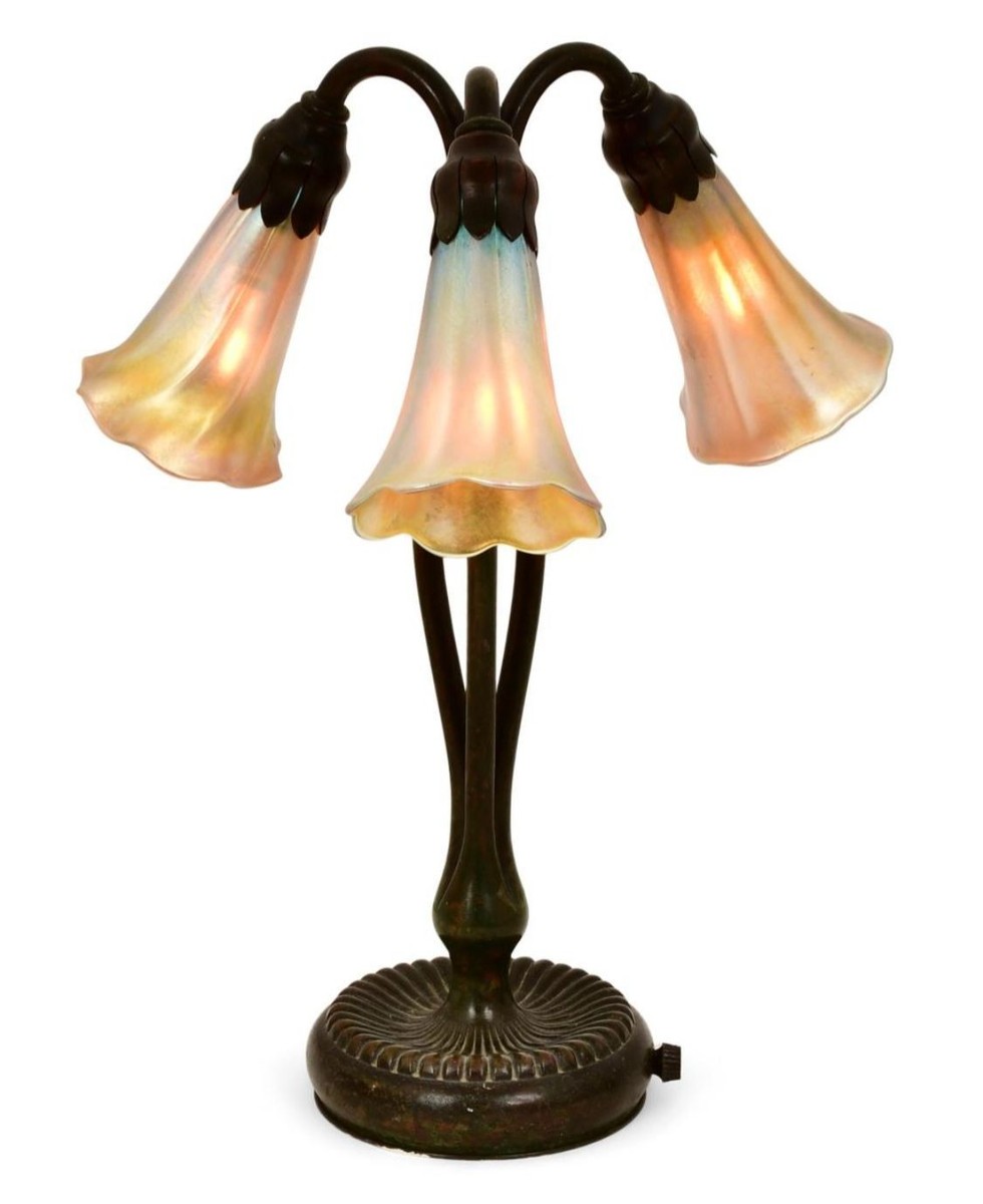 RARE Tiffany Studios Lily Lamp 3-Light c1910 Bronze Favrile Glass