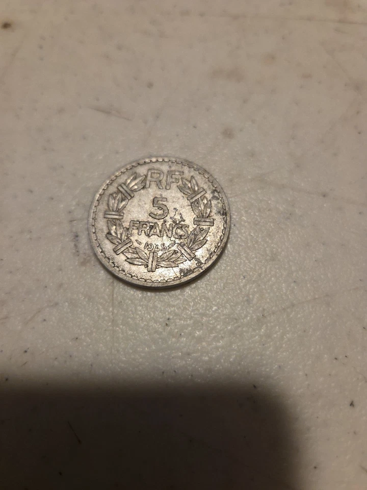 Moneda de cinco 5 francos República Francesa 1945 FRANCIA SEGUNDA GUERRA MUNDIAL Foto 2 de 2