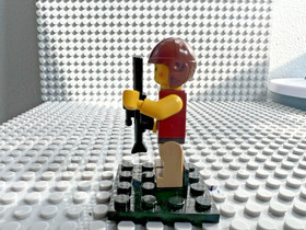 LEGO Dino Minifigure - Hero Tranquilizer Belt -DINO001 from set 5887