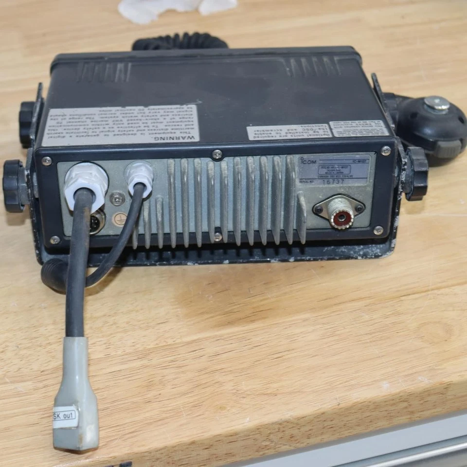 iCOM IC-M127 VHF Marine Transceiver w/ Mic Untested - Image 2 of 2