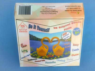 DIY 3D Origami Swan Kit With Plain Design - 500 Pre-folded Triangles