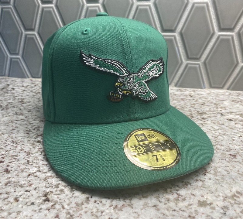 New Philadelphia Eagles Baseball Cap Vintage GREEN Color 7 5/8 