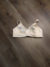 Size 42F cream color bra. no underwire.